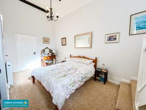 Bedroom- click for photo gallery